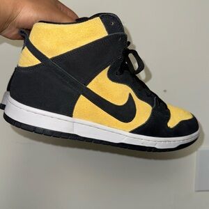 Nike Dunk Pro SB High Reverse Goldenrod DB1640-001 Men's Size 11.5 Used